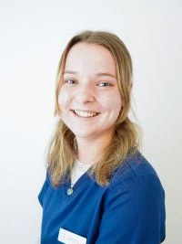 Porträt von Chantal Gautschi, Medizinische Praxisassistentin in der Praxisgemeinschaft Mühlematt